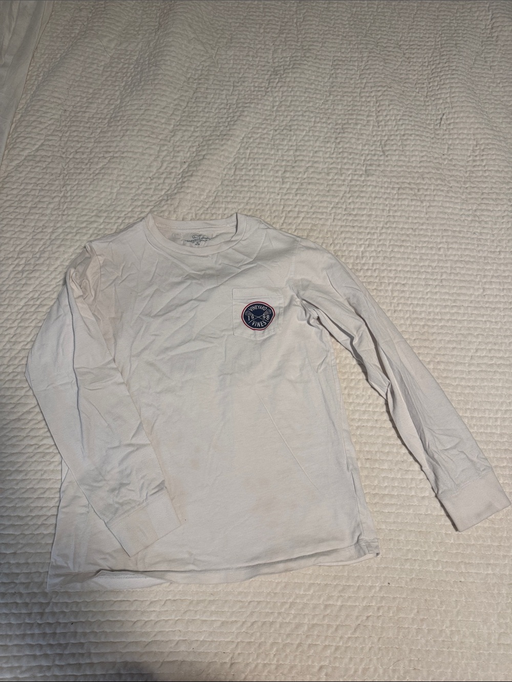 Vineyard Vines White Long-Sleeve Crew with Navy & Red Patch